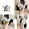 Fashionable Minimalist Chain Strap Shoulder Bag Stylish Handbag For Women In White And Khaki