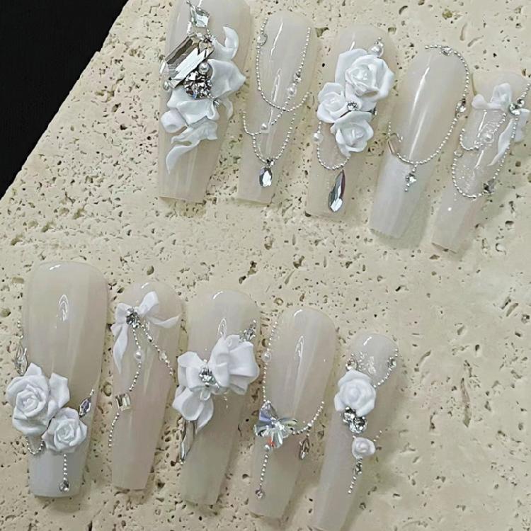 Fashionable Nails Art Metal Beads Nail Rivets Jewelry for Women Girls Manicure Nails Supplies Stylish Nail Accents
