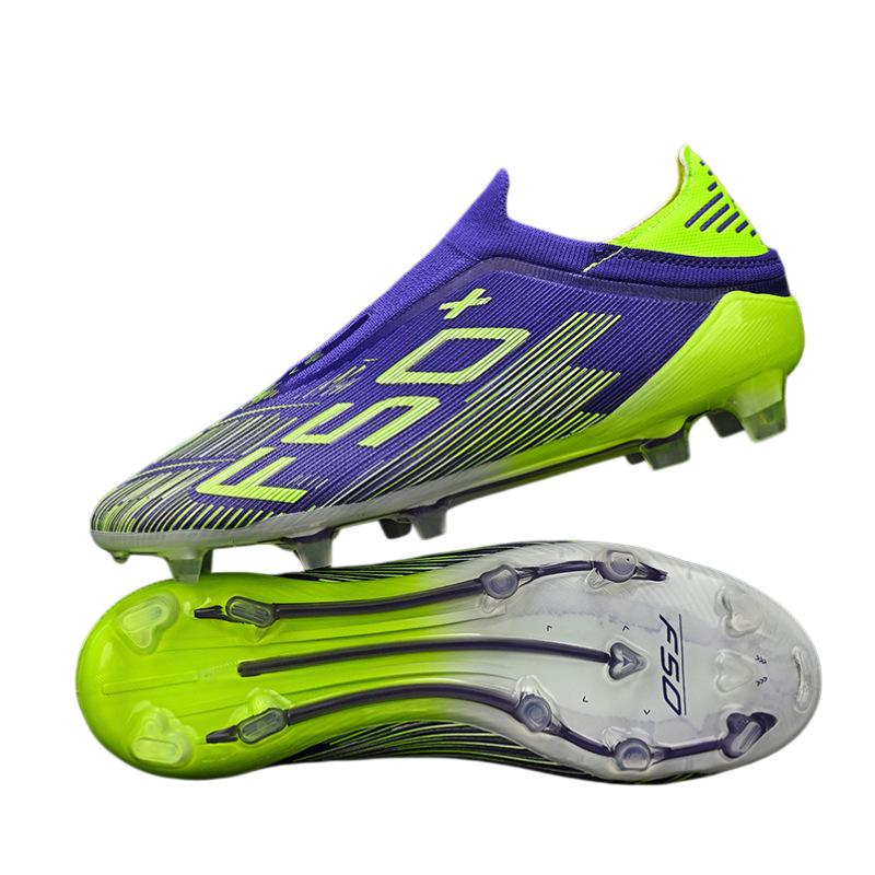 Seamless fly-woven football shoes men's low-top spikes and broken nails competition youth students children's training sports shoes