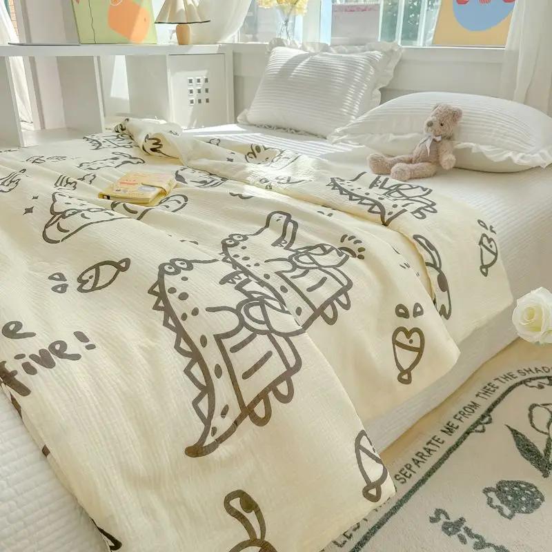 Black White Cartoon Crocodile Summer Quilt Kawaii Animals Print Thin Blanket Air-conditioning Quilted Quilt for Kids Boys Girls