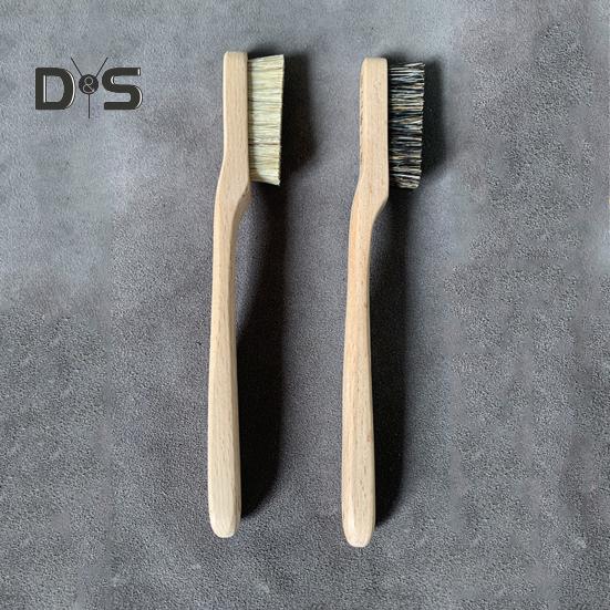 Kletterbürste mit ergonomischem Holzgriff, dicken Wildschweinborsten, tragbares Reinigungswerkzeug für die Kletter- und Boulderbürste im Innen- und Außenbereich