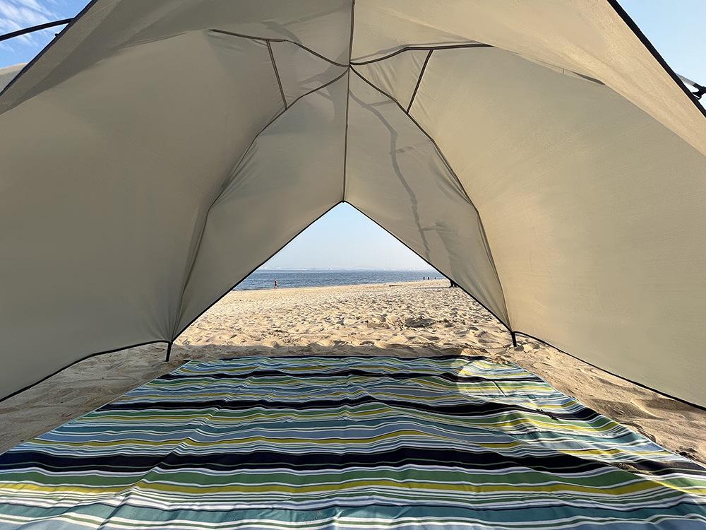 Portable 3-4 Person Camping Tent with Sun and Rain Protection, Large Space, Ideal for Beach and Fishing