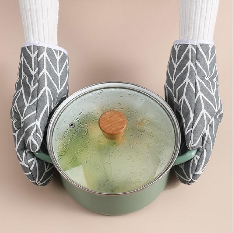 1 PCS Heat-Insulated, Anti-Scald Microwave Oven Gloves, High Temperature Resistant Thickened Baking Oven Gloves