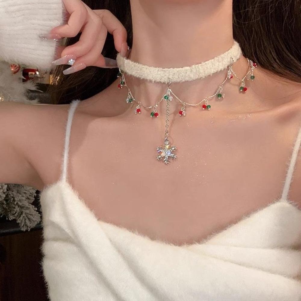 Tassel Christmas Plush Choker Santa Claus Xmas Clavicle Chain Snowflake Rhinestone Necklace  Girls