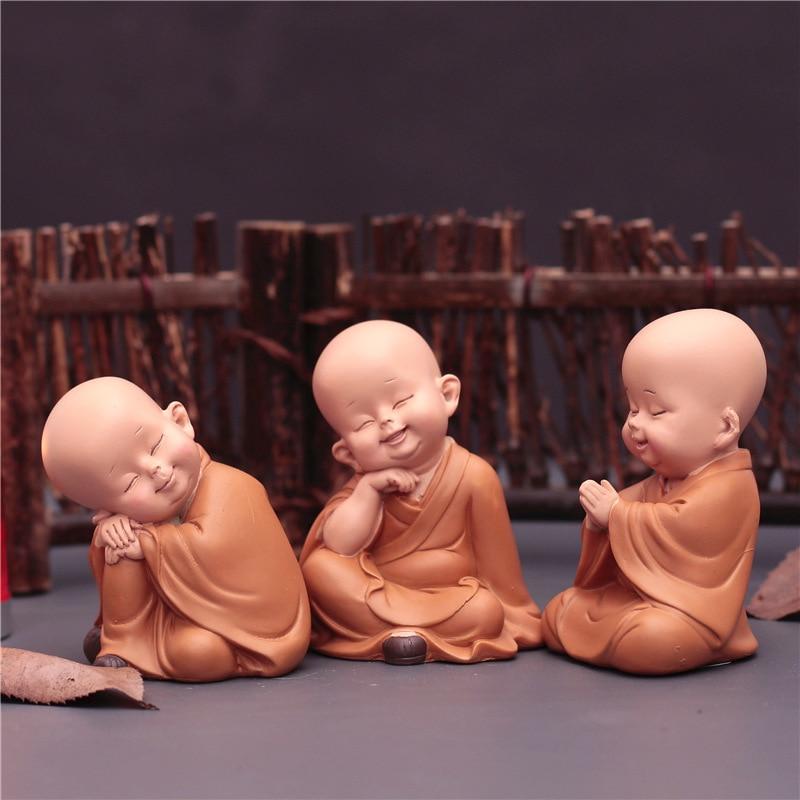 Cute Small Monk Status Figurines Religion Buddha Resin Crafts Desk Miniatures Ornaments Accessories Home Decor Car