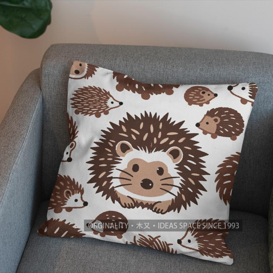 2D Cute Squirrels And Pinecones Pattern Pillow Cover Pattern Cushion Cover Suitable For Sofa Bedroom Car Pillow Cover