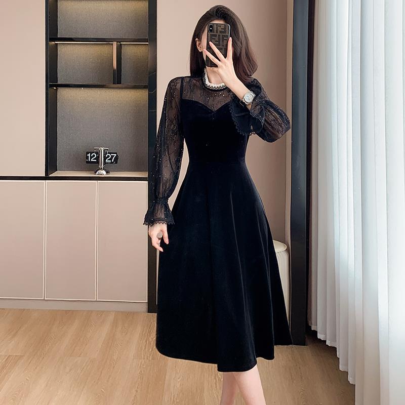 In-Stock Autumn & Winter Lace Mesh Flared Sleeve Swing Dress for a Chic Look