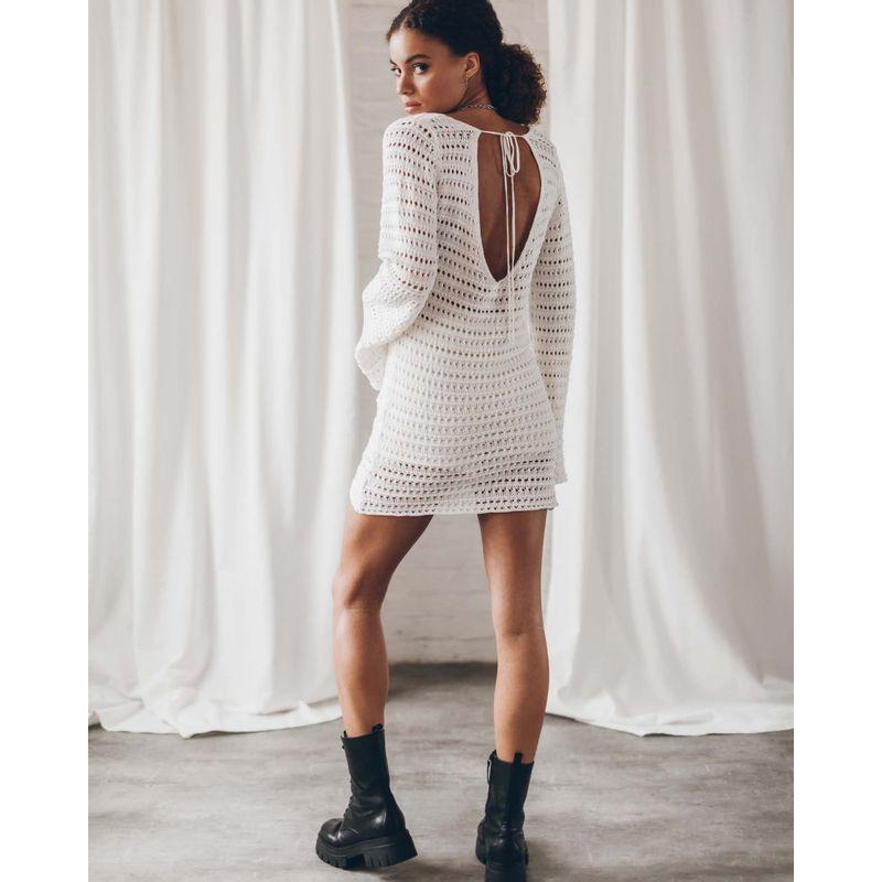 2023 Vacation Niche Style Fashion Autumn and Winter New Arrival Female Beach Skirt Open Back Hollow Sexy Long Sleeves Dress