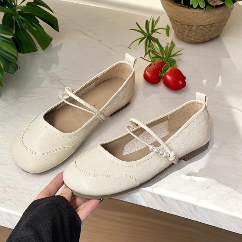 

Spring and summer Mary Jane shoes women s 2025 new with skirt flat-soled soft-soled one-pedal Doudou shoes fashionable versatile single shoes 35 серебряный