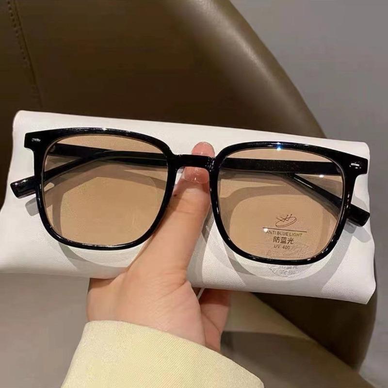 Fashion Pochromic Anti Radiation Eyeglasses for Women/Men Anti Blue Light Computer Glasses