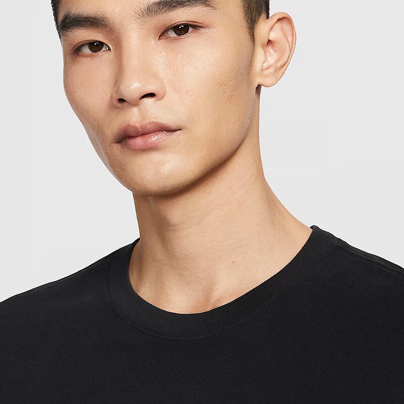 Nike Men's Dri-FIT Crew Neck Sweatshirt