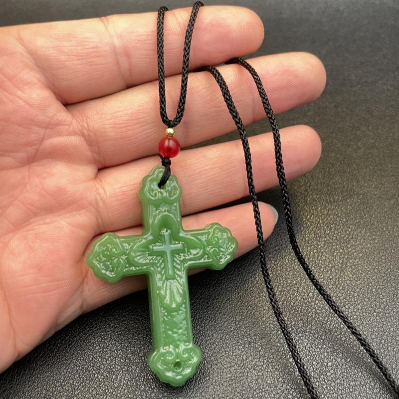 Imitation Green Jade Cross Pendant Necklace Hand-Carved High Quality Non-Irritating Jewelry for All Age Groups Gifting