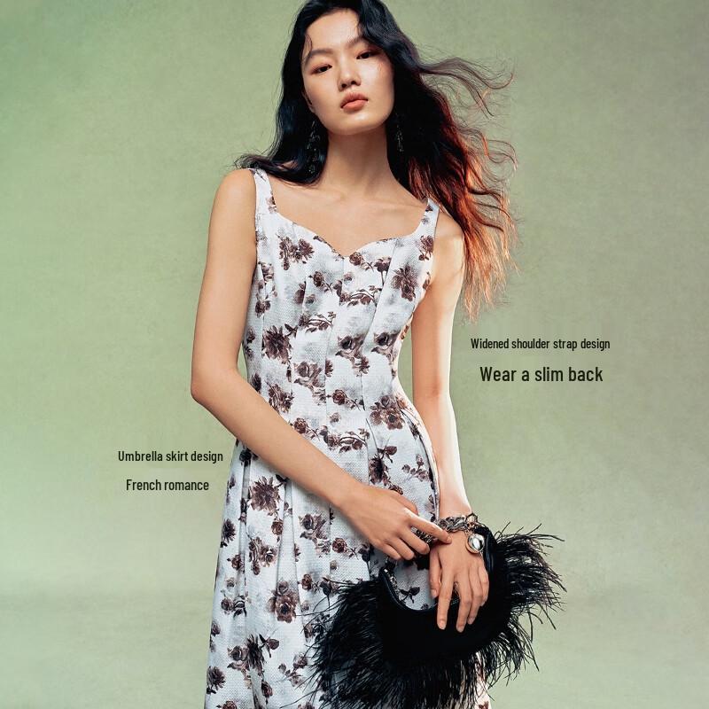 VEROMODA Women's Pleated Floral Spaghetti Strap Maxi Dress