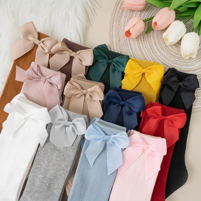 Șosete pentru bebeluși și copii mici de marcă nouă, toamnă iarnă, șosete lungi până la genunchi pentru copii fete, bumbac cu fundă mare, stil spaniol, șosete de podea pentru copii