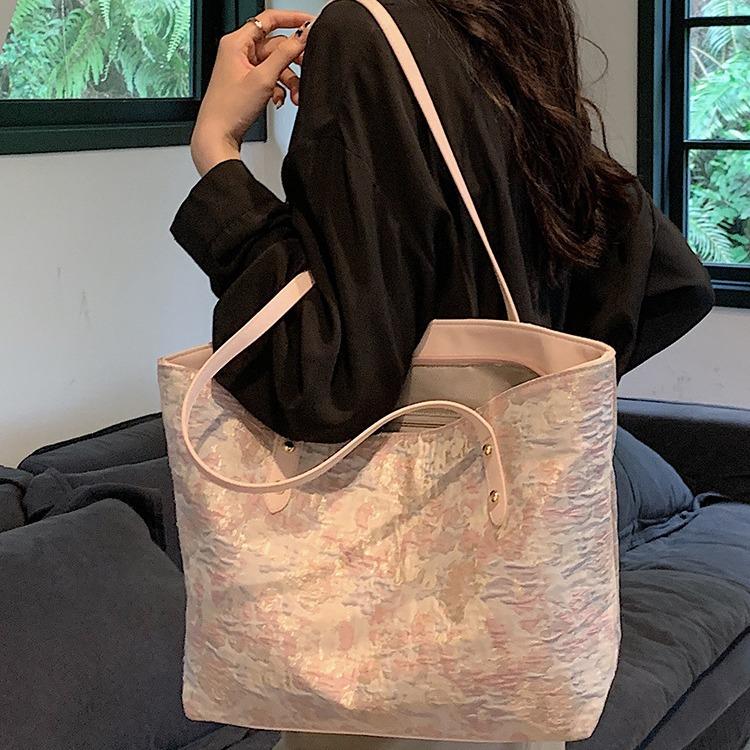 Große Tasche Damen Neuestes Sommerdesign Vielseitige Umhängetasche Textiltasche College-Student Pendler Tragetasche Damen