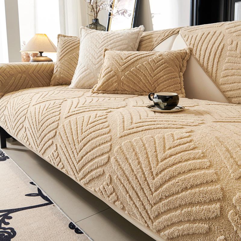 

Classic Jacquard Shu Velveteen Sofa Cover,Non-Slip, Breathable, Luxury Home Decor, Polyester, with No Print, for Living Room, Bedroom, Office 90*160cm