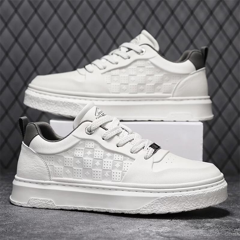 Yierkang Men s Perforated Breathable Casual Sneakers 42