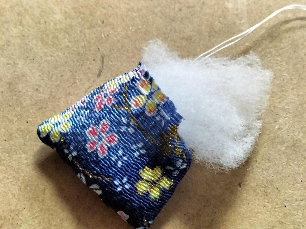 Craft Jizo Charm Made with Chirimen Smiling Handmade Chirimen Craft Kit (Crepe) - Jizo,