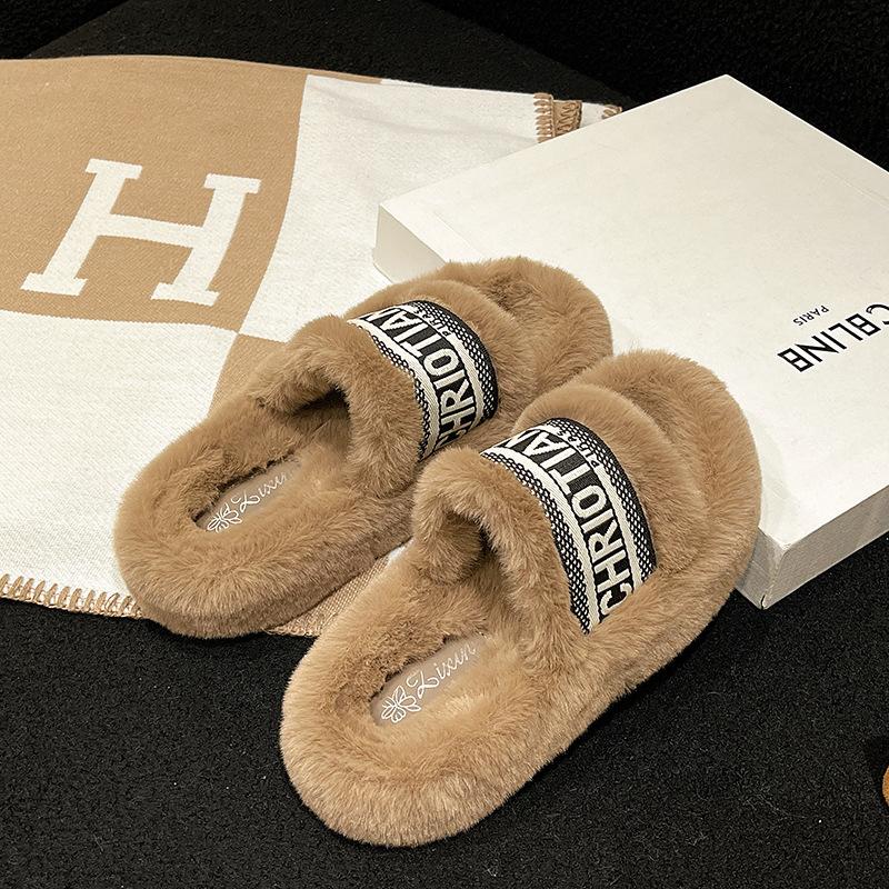 Thick-soled fluffy slippers women's autumn and winter 2025 new fashion Internet celebrities one-word cotton drag fluffy heightening fluffy shoes