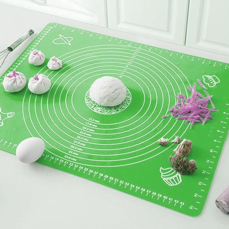 

Силиконовый нескользящий коврик для замешивания теста и выпечки для домашней кухни 40*50 зелёный