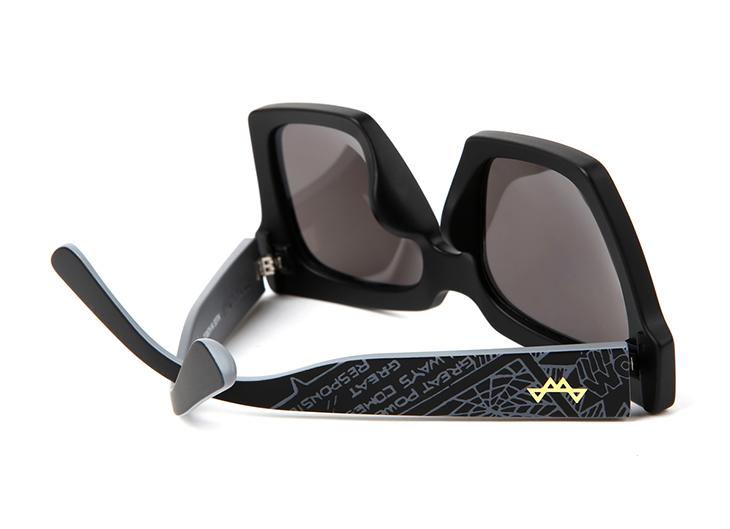 Sodamon Horn-Rimmed Sunglasses Fashion Black Sunglasses Mirror Sunglasses Ht602-C07(He)