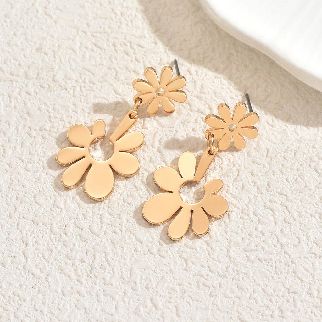 Popular Jewelry Earrings, Fashionable Flower Flower Design 18k Electroplated Stud Earrings Versatile Earrings Women