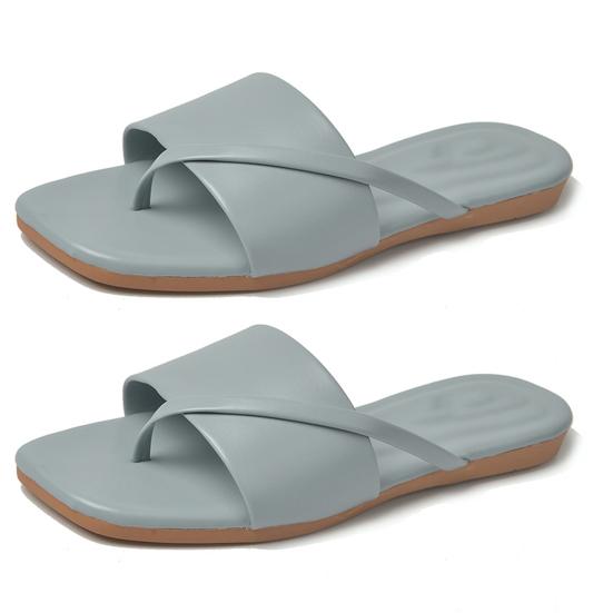 Сандалии на плоской подошве из искусственной кожи. Нескользящие стильные сандалии с открытым носком на мягкой подошве. 36