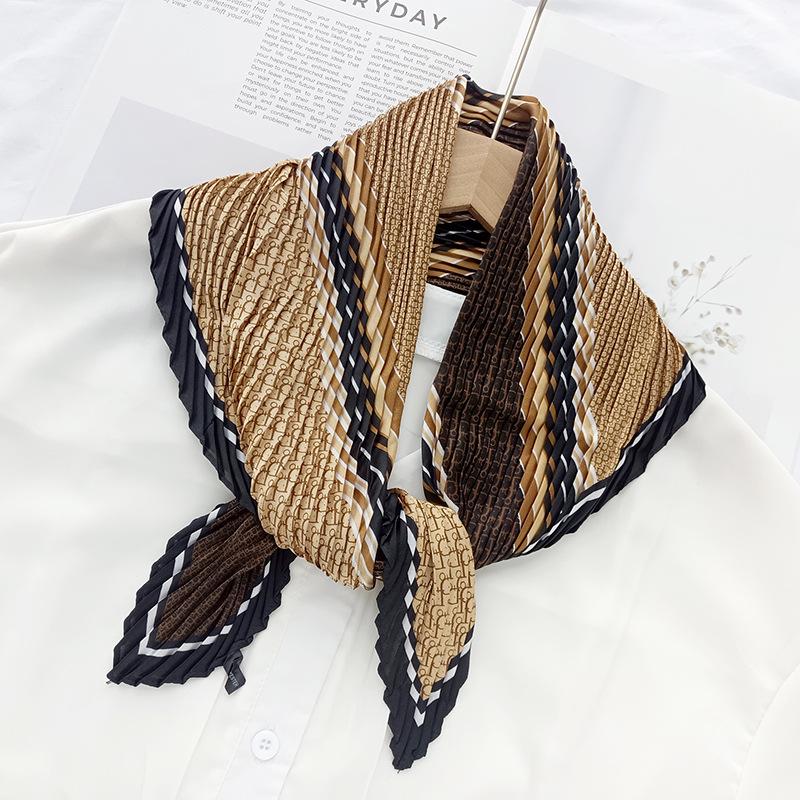 Retro Color Block Crinkled Square Scarf - 70cm Pleated Neckerchief in Imitation Silk for Women