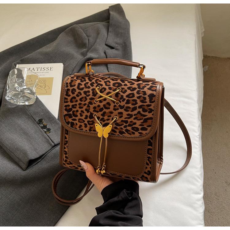 

Трендовая женская сумка кроссбоди и на плечо с леопардовым принтом 2024 Single Bag