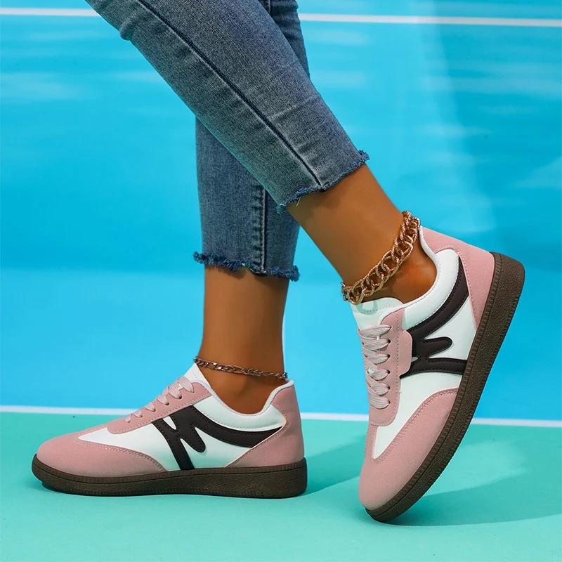 Fashion Spring New Patchwork Women Flats Shoes Outdoor Light Comfort Lace-Up Vulcanized Shoes Faux Leather Anti Slip Tennis Sneakers