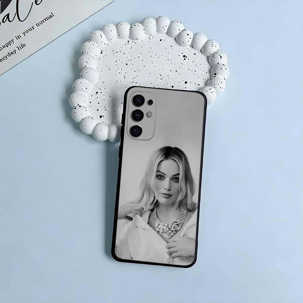 

M-R-Margot -Robbie Phone Case For Samsung S25,S24,S21,S22,S23,S30,Ultra,S20,Plus,Fe,Lite,Black Soft Silicone Samsung S21lite