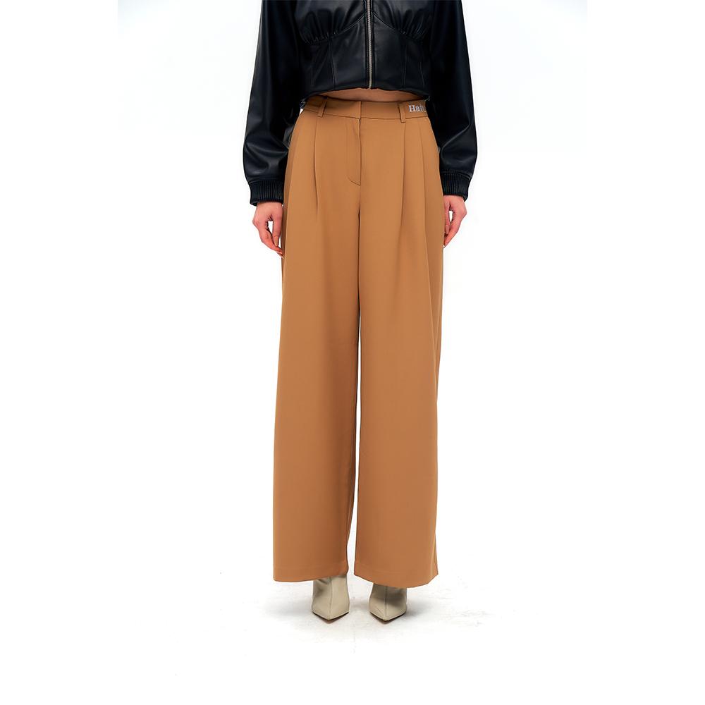 Hatu Wided Fit Trousers Beige