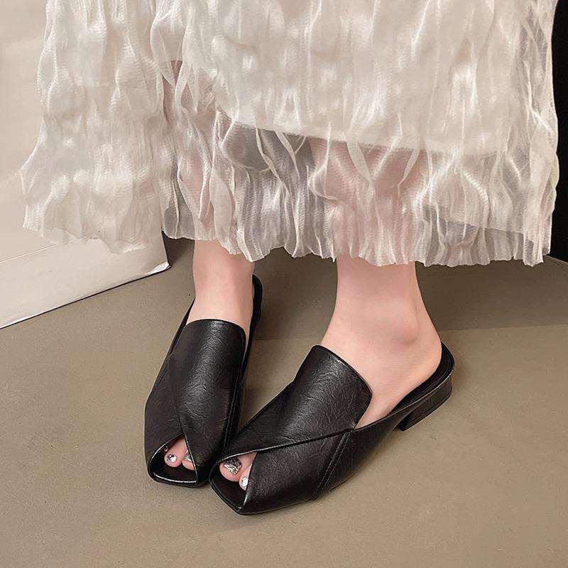 Baotou Spring and Autumn Slippers Women's Medium Heel Casual Fashion Slippers