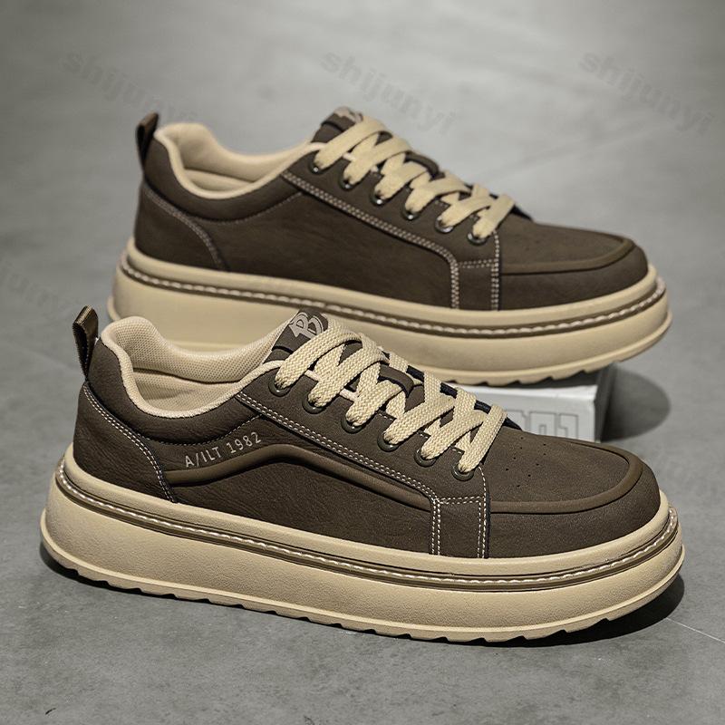 Men's Platform Casual Shoes 2026 Autumn New Outdoor Comfortable Cross Tied Board Shoes Fashion Vintage Height Increase Sneakers