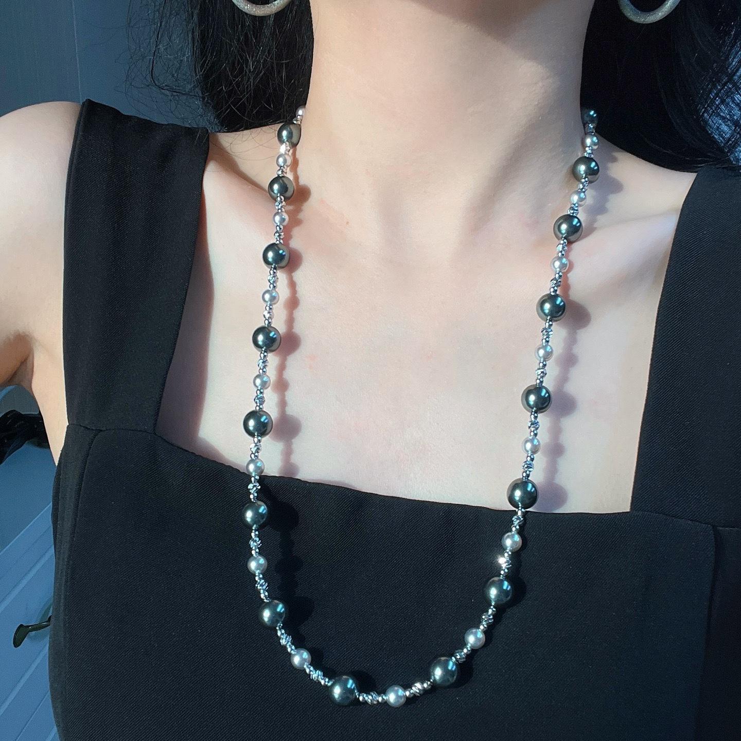 

Premium Black Purple High Quality Strong Light Artificial Crystal Pearl Sweater Chain Necklace