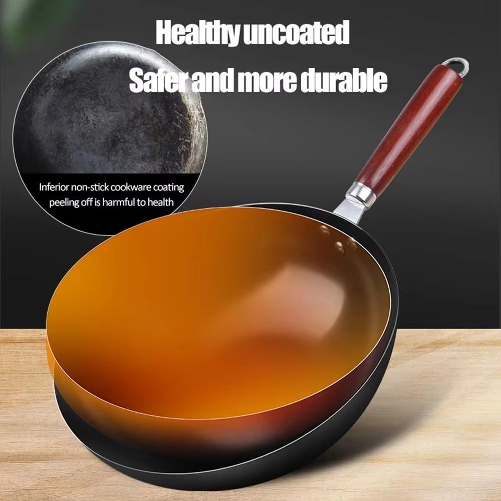 Traditional Without Ear Chinese Seasoning Iron Wok Wooden Handle Uncoated Cast Iron Pot Non-stick Cooking Wok Gas Stove