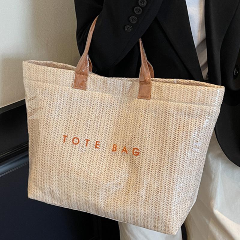 New soft durable vintage handheld large capacity premium texture soft durable outdoor handmade woven shoulder crossbody bag
