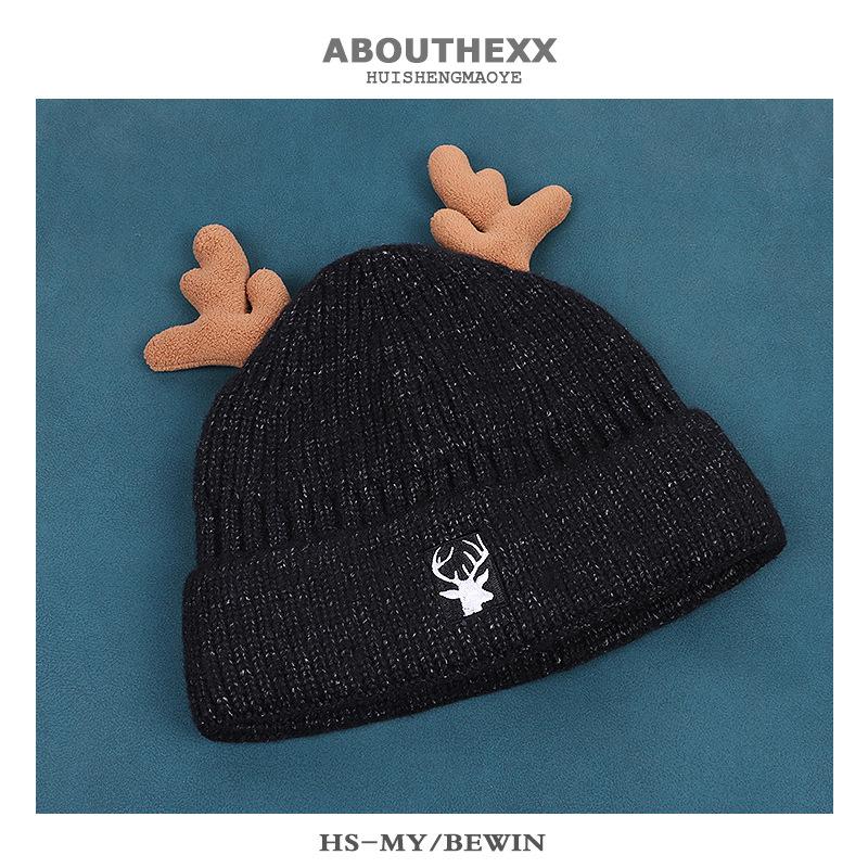 Christmas Gift Japanese Cute Antlers and Wool Hat for Women In Winter Warm Knitted Hats for Students Versatile Trend