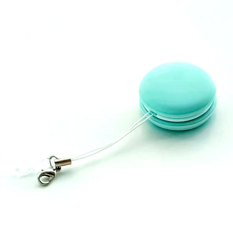 Macaron Portable Screen & Lens Cleaning Cloth Pendant