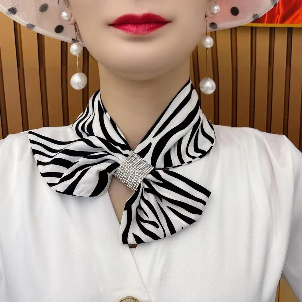 New versatile scarf, stylish and thin silk scarf