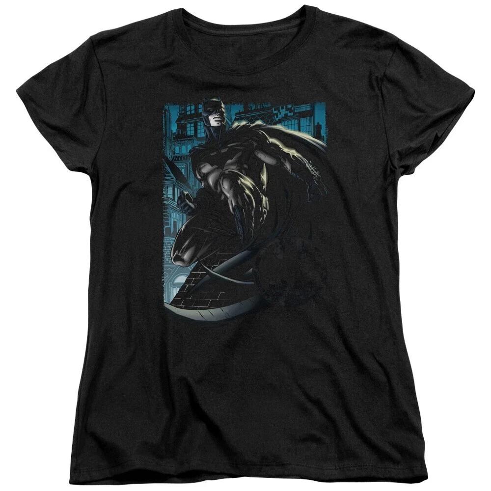 Batman  Knight Falls In Gotham  Women s T-Shirt S