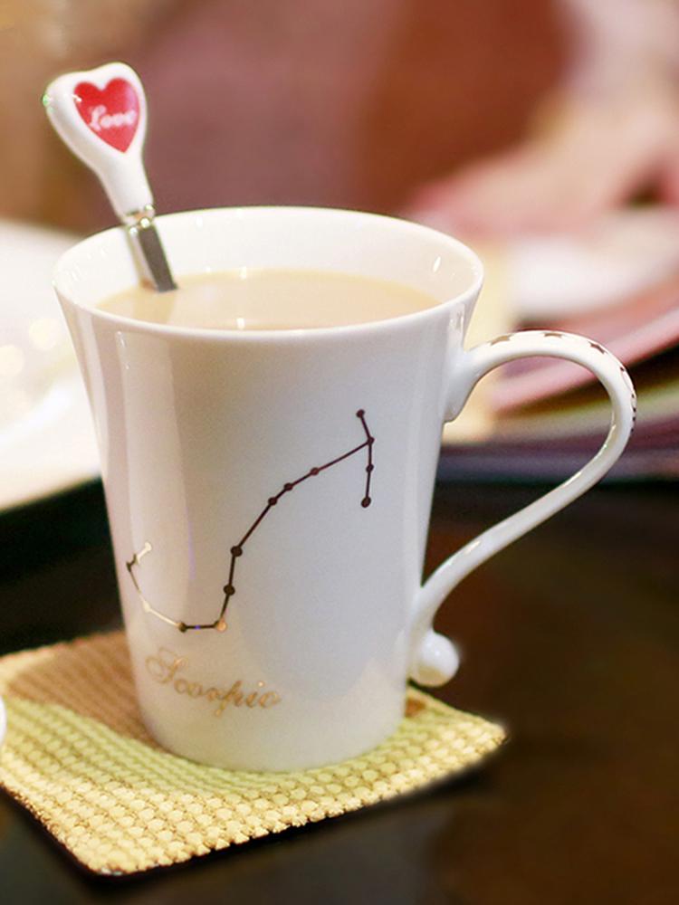 Tierkreiszeichen Keramiktassen-Set: Stilvolle Sternbild-Tasse für Zuhause, Paare, Kaffee und Tee, komplett mit Deckel und Löffel.