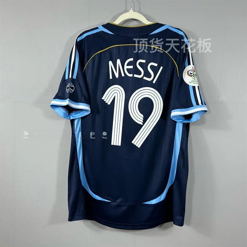 Retro Soccer Jersey Fan Wear Men Women - Classic Football Shirt With Iconic Player Names Like Kak Messi Ronaldo Zidane