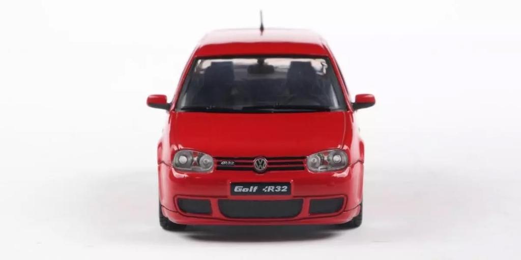SOLIDO Maßstab Volkswagen Golf IV R32 2003 Fertigmodell S4313604 1/43 (rot)