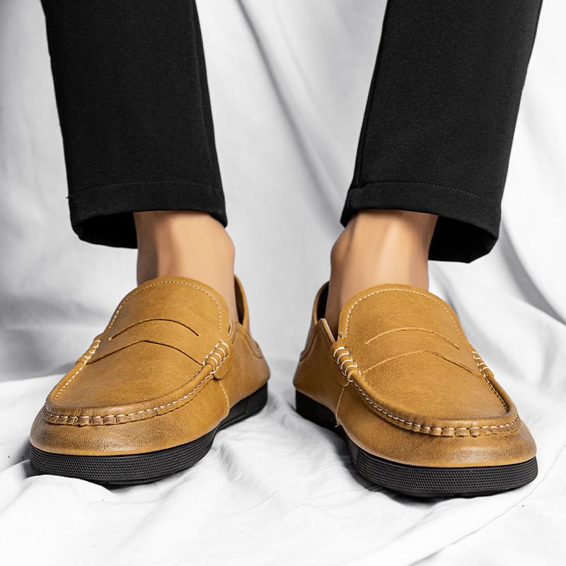 Fashion Men's Spring New Yello-brown Loafers Slip-on Casual Shoes Luxury Brand Men Light Business Shoes Men Soft Bottom Simple Shoes