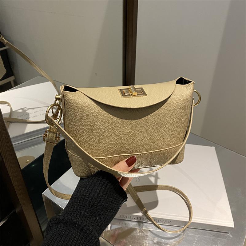 Sense niche design bag women's 2025 new foreign style fashion bucket bag super fire versatile shoulder messenger bag