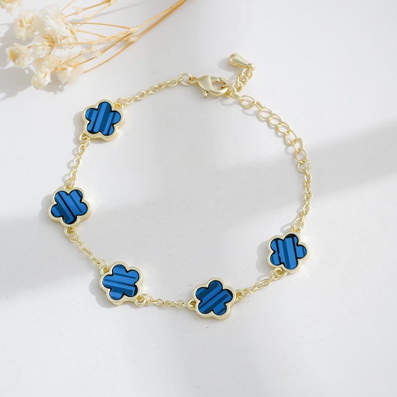 Elegant Women's Gold-Plated Five-Petal Flower Bracelet – Unique, High-End, Versatile Jewelry