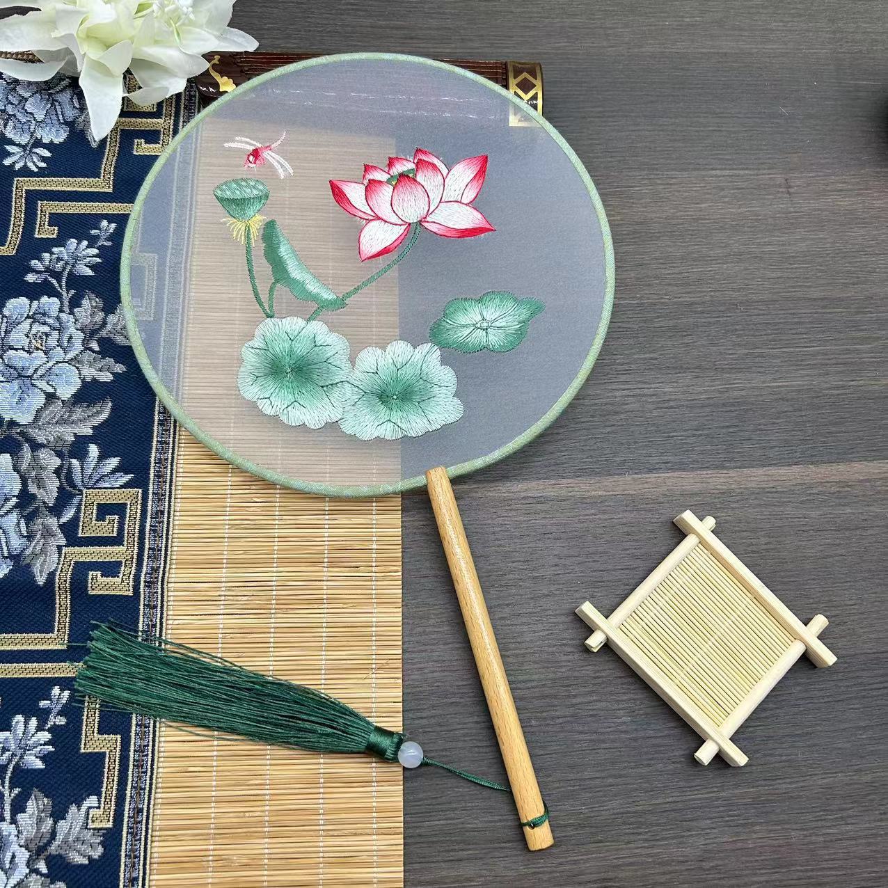 Home Decoration Fan Elegant Su Embroidery Fan Handheld Fan Su Embroidery For Cultural Events Interior DéCor Dance Performances 5.7 inches