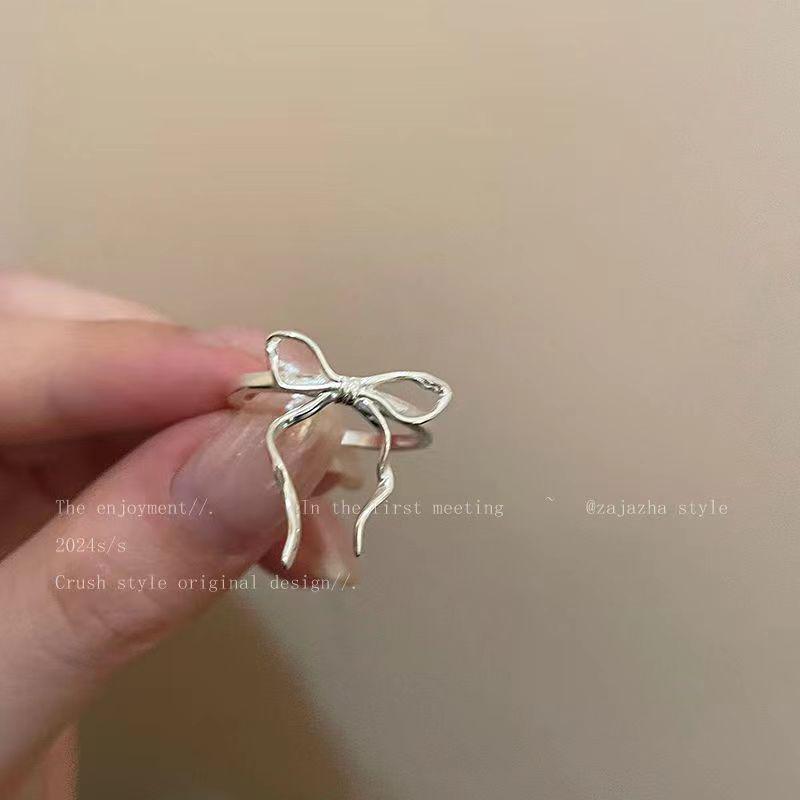 

Регулируемое серебряное кольцо-бантик для женщин - Минималистский летний стиль