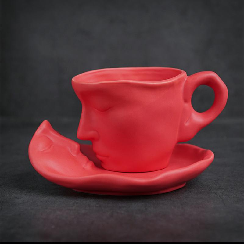 Kreativní myšlení Tvář Keramický hrnek na kávu a podšálek Set – Umělecký set hrnků